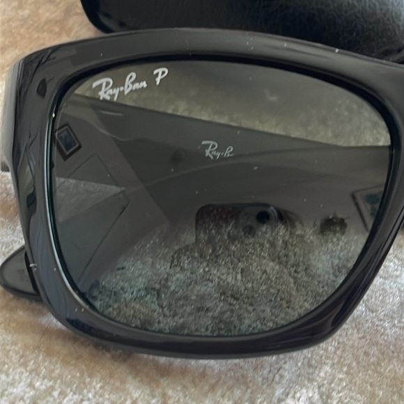 Brand New Ray-Ban Polarized Square Sunglasses Polished Black Frame Green Lens main image 12